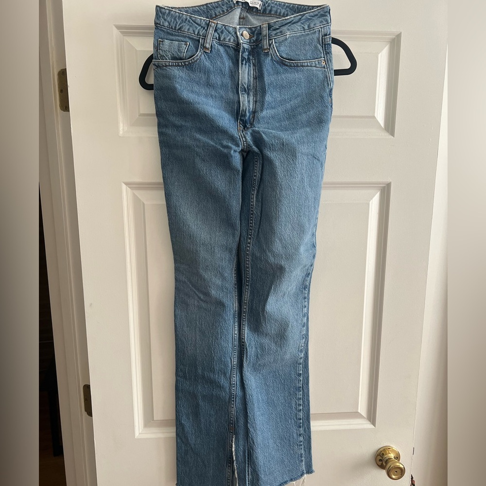 Sara split hem denim